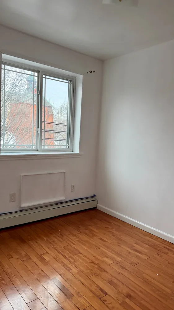 $3,000 | 48 Schenck Avenue, Unit 3 | Highland Park