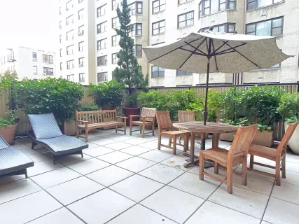 $3,700 | 400 East 90th Street, Unit 15B | Upper East Side