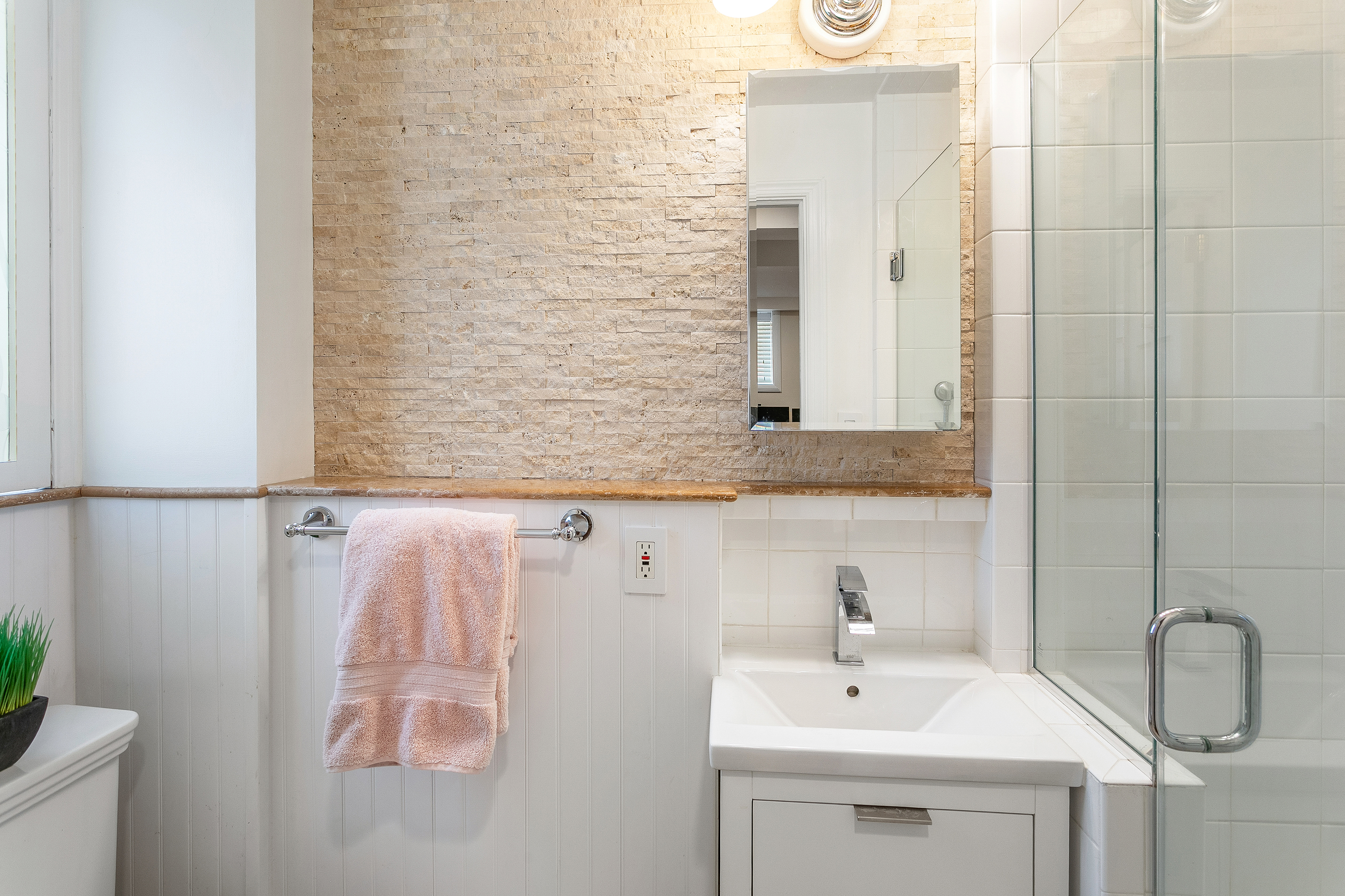 3323 Reservoir Road Northwest Washington, DC 20007 - Photo 24 of 28