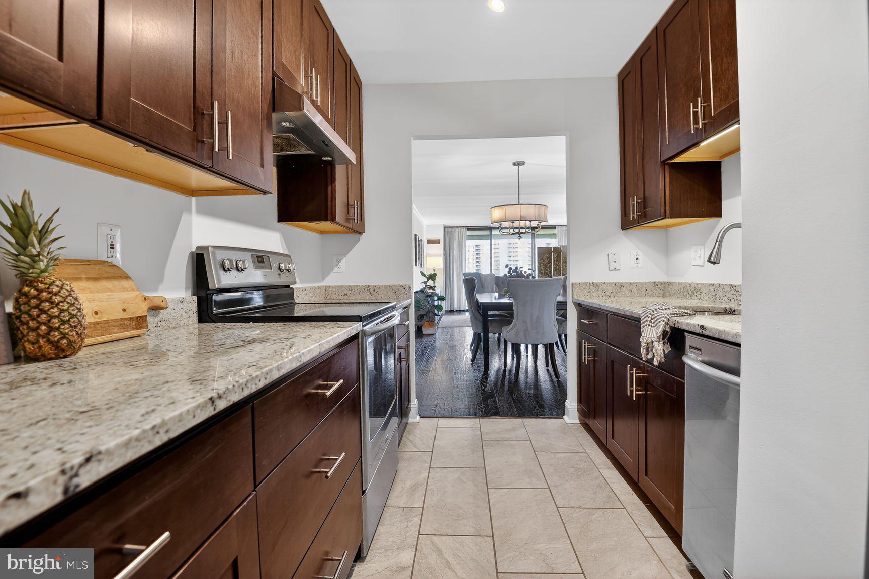 6101 Edsall Road, Unit 1606 Alexandria, VA 22304 - Photo 9 of 31 Gallery Image 9