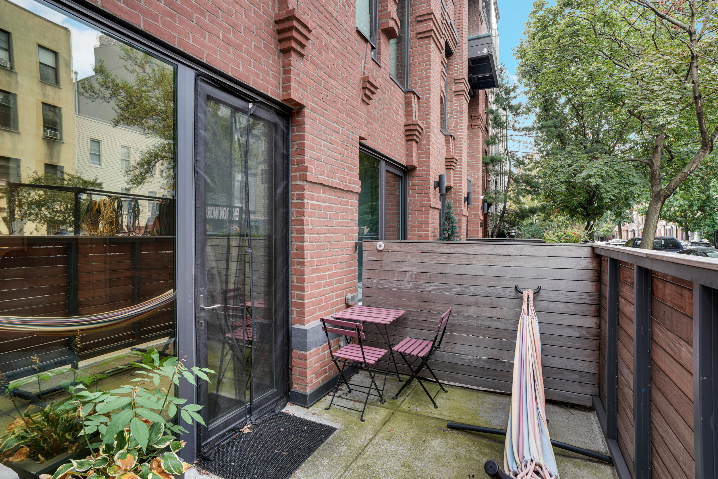 120 Java Street, Unit 1B Brooklyn, NY 11222 - Photo 7 of 12 a view of an outdoor sitting area
