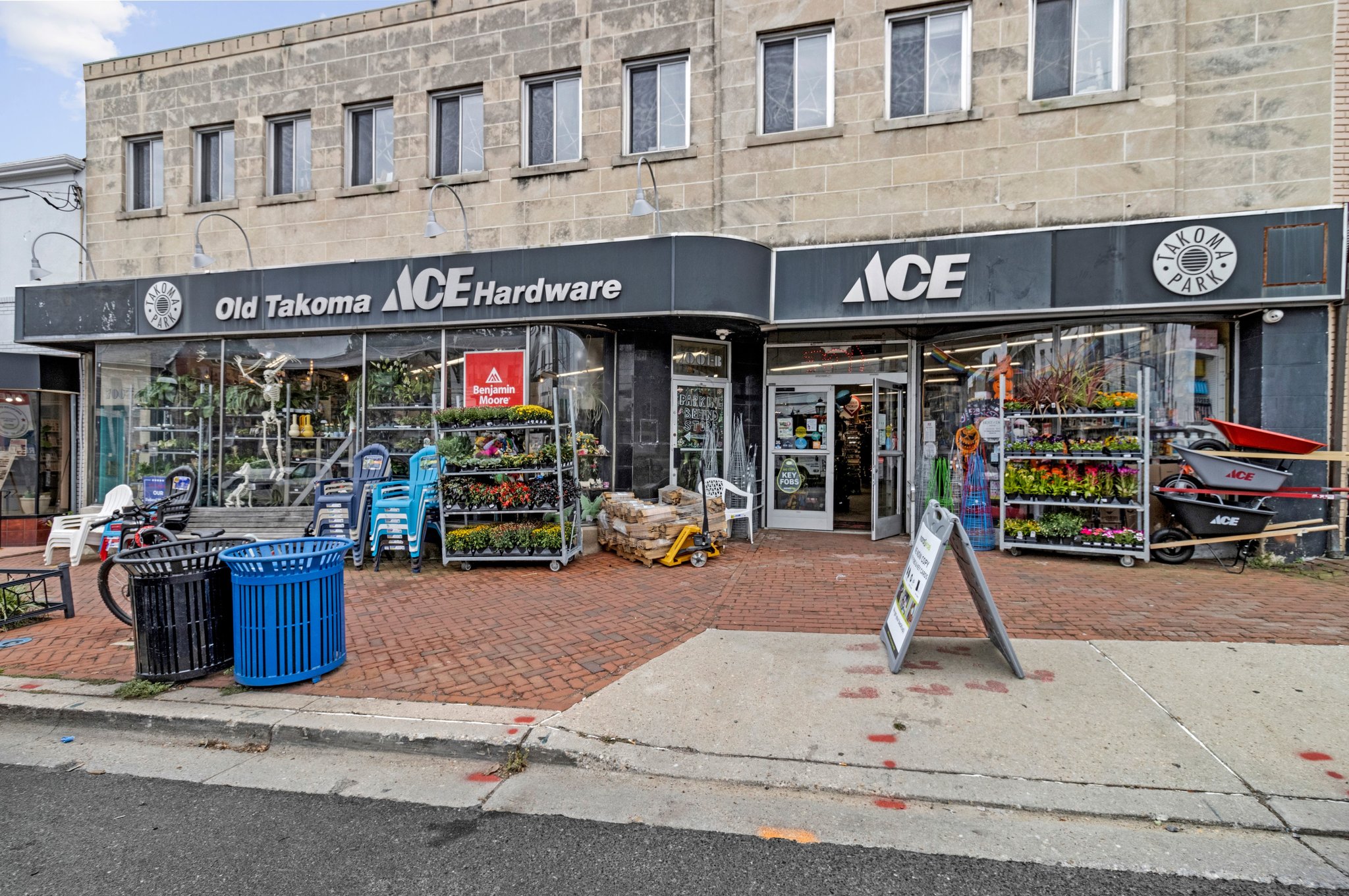 124 Geneva Avenue Silver Spring, MD 20910 - Photo 11 of 18 Gallery Image 11