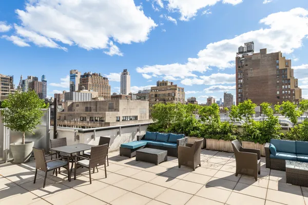 $2,150,000 | 261 West 28th Street, Unit 6A | Chelsea