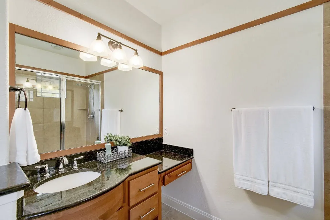 $469,900 | 14501 Falcon Head Boulevard, Unit 30, Austin, TX 78738