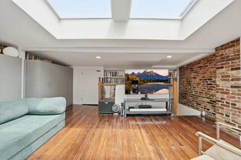 $1,875,000 | 210 8th Street Southeast, Washington, DC 20003