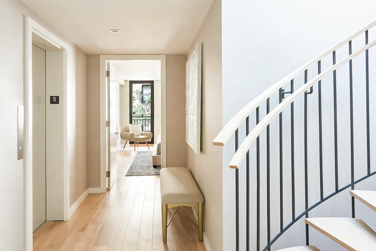 323 East 52nd Street, Unit PH Manhattan, NY 10022 - Photo 9 of 15