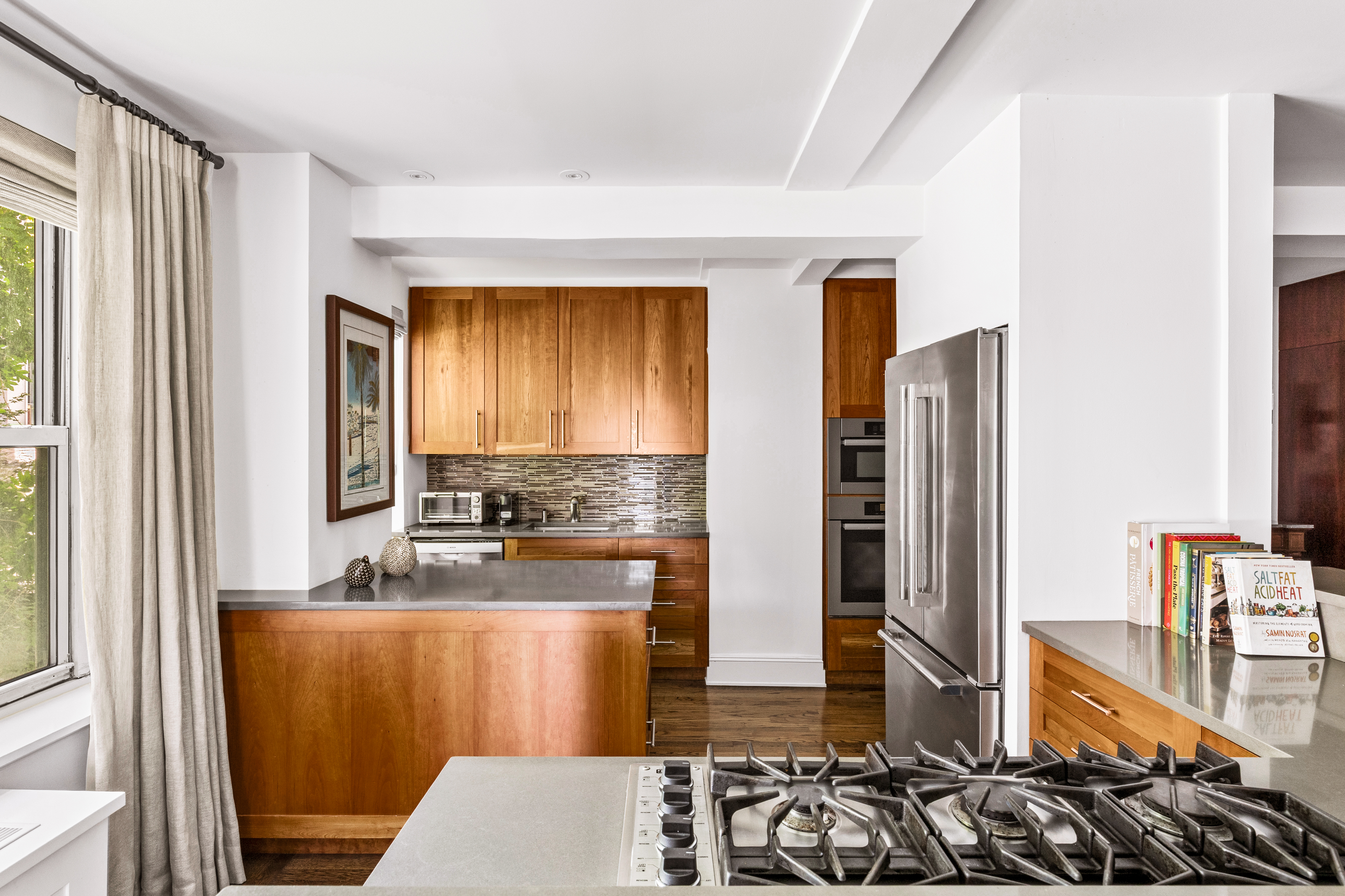 400 East 52nd Street, Unit 3J Manhattan, NY 10022 - Photo 2 of 14