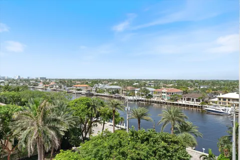 $689,900 | 1021 Hillsboro Mile, Unit 504, Hillsboro Beach, FL 33064