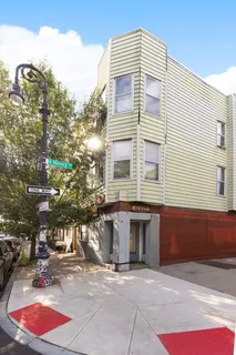 $3,400,000 | 221 Nassau Avenue | Greenpoint