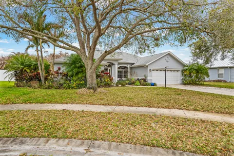 $475,000 | 4955 5th Place, Vero Beach, FL 32968