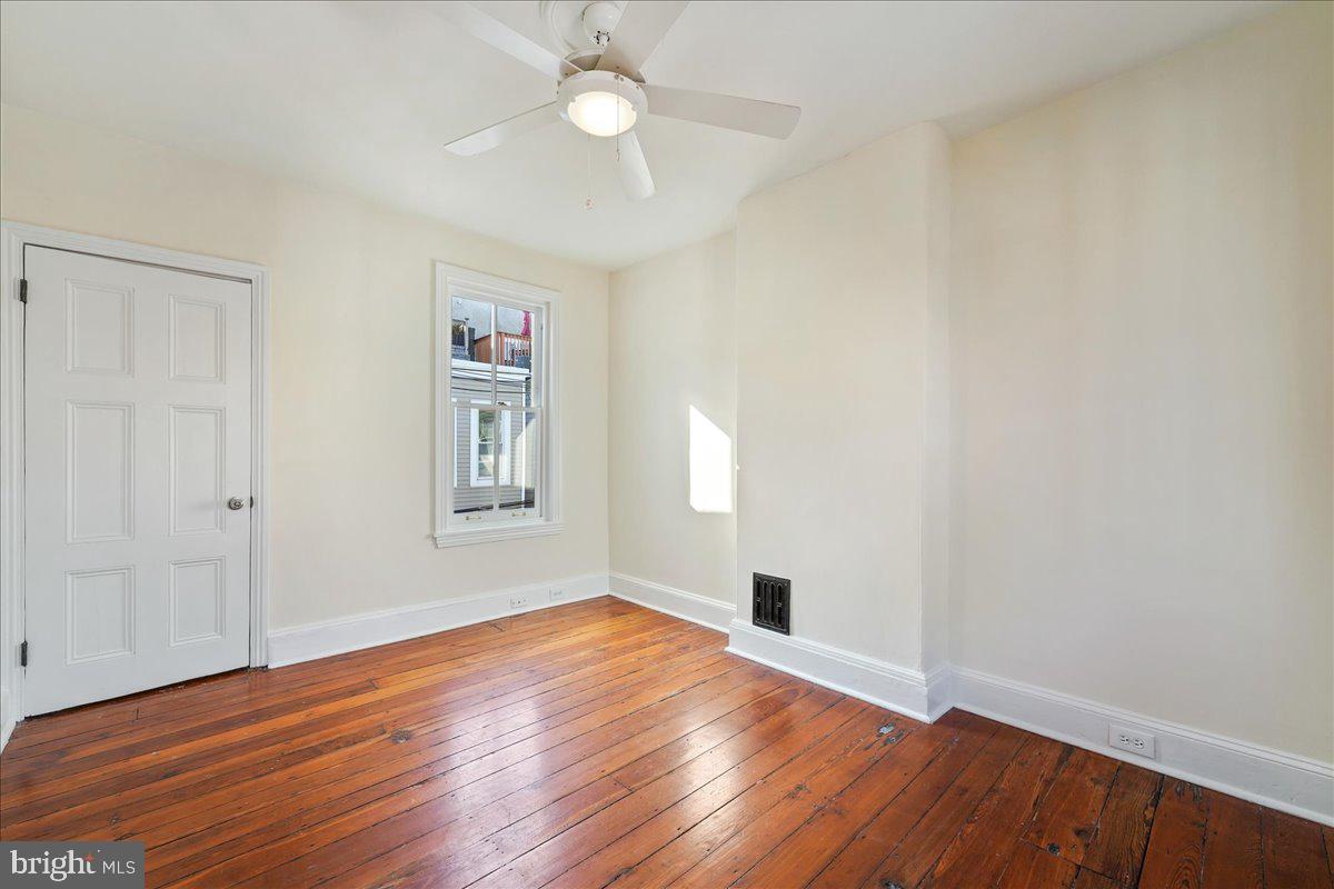 2308 Madison Square Philadelphia, PA 19146 - Photo 12 of 17