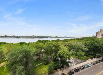 $2,150,000 | 230 Riverside Drive, Unit 17D | Upper West Side