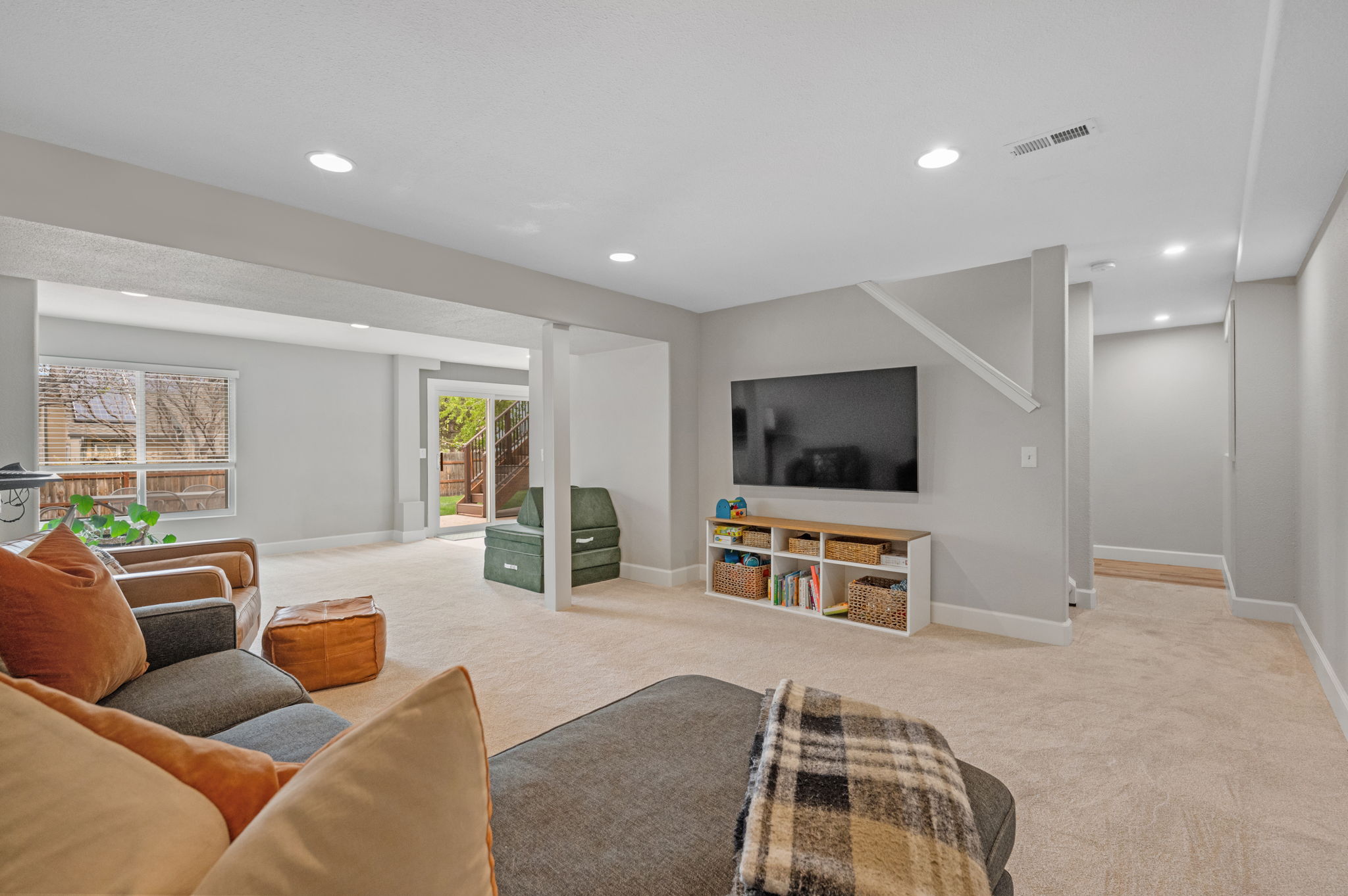 9272 South Crestmore Way Highlands Ranch, CO 80126 - Photo 29 of 47