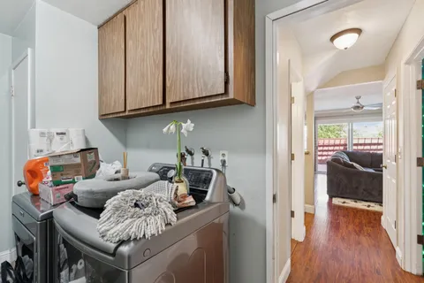 $1,049,000 | 112 Rose Petal Court, Petaluma, CA 94954