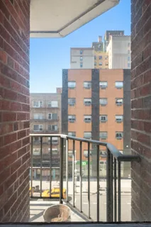 $615,000 | 170 West 23rd Street, Unit 5R | Chelsea