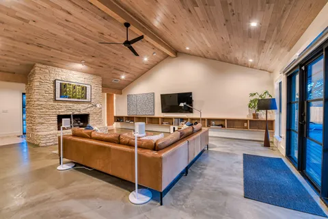 $725,000 | 2209 Baltusrol Drive, Austin, TX 78747