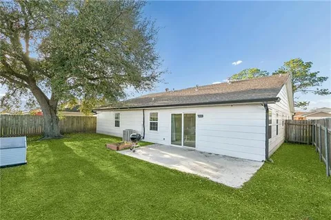$287,500 | 3725 Dulaney Drive, Harvey, LA 70058