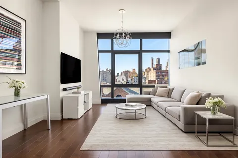 $1,970,000 | 35 West 15th Street, Unit 9B | Flatiron