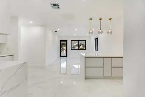 $798,000 | 851 West 35th Street, Hialeah, FL 33012