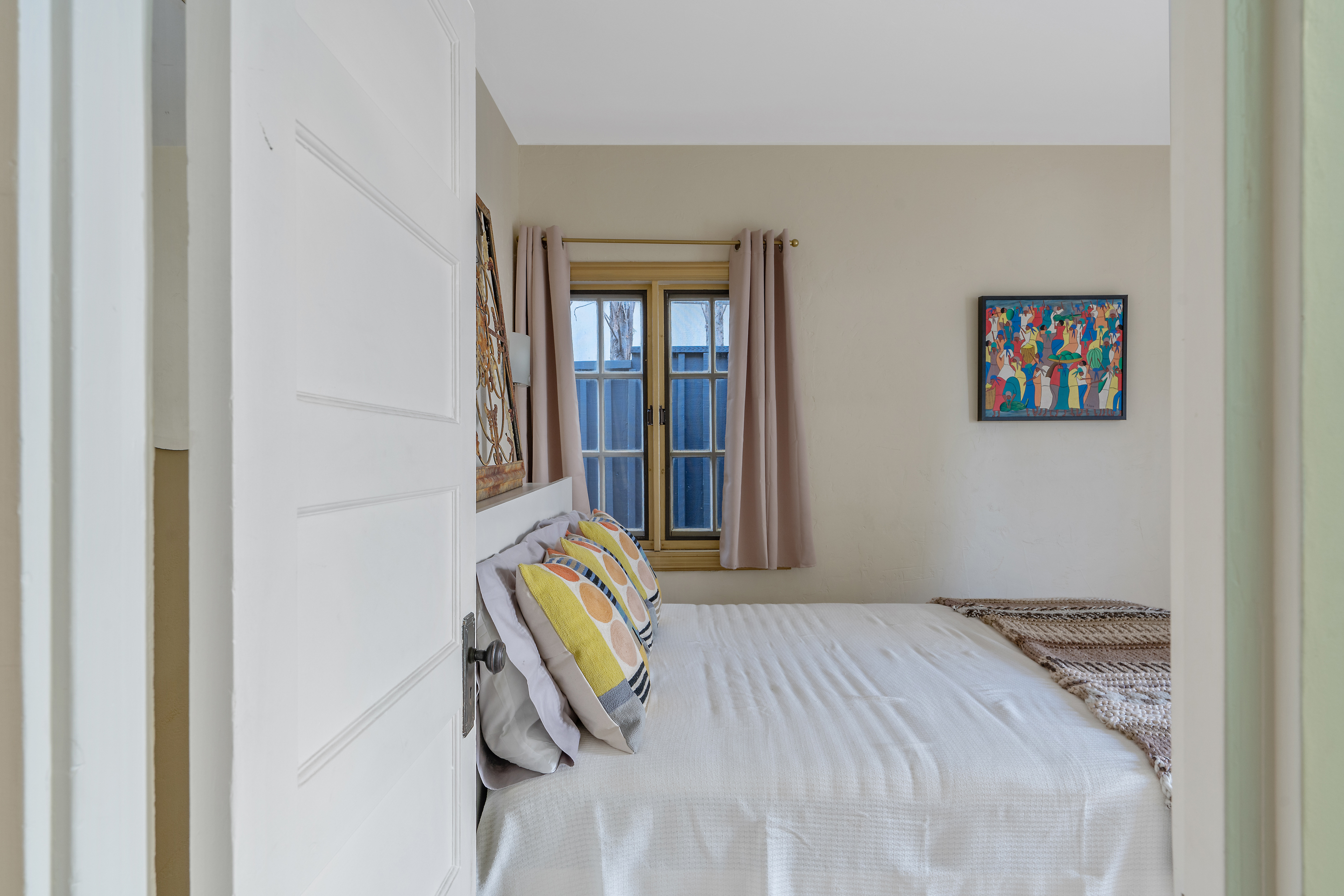 1924 Cerro Gordo Street Los Angeles, CA 90026 - Photo 25 of 52