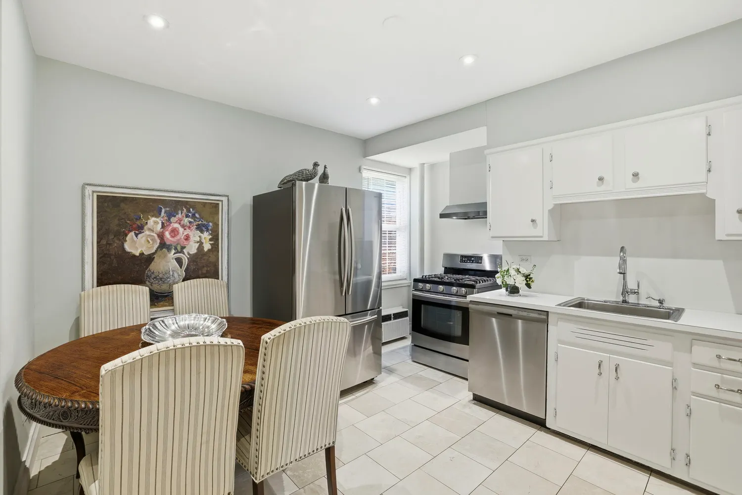 $875,000 | 10 Brooklands, Unit 1H, Bronxville, NY 10708