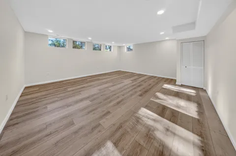 $1,350,000 | 6813 Winterberry Lane, Bethesda, MD 20817