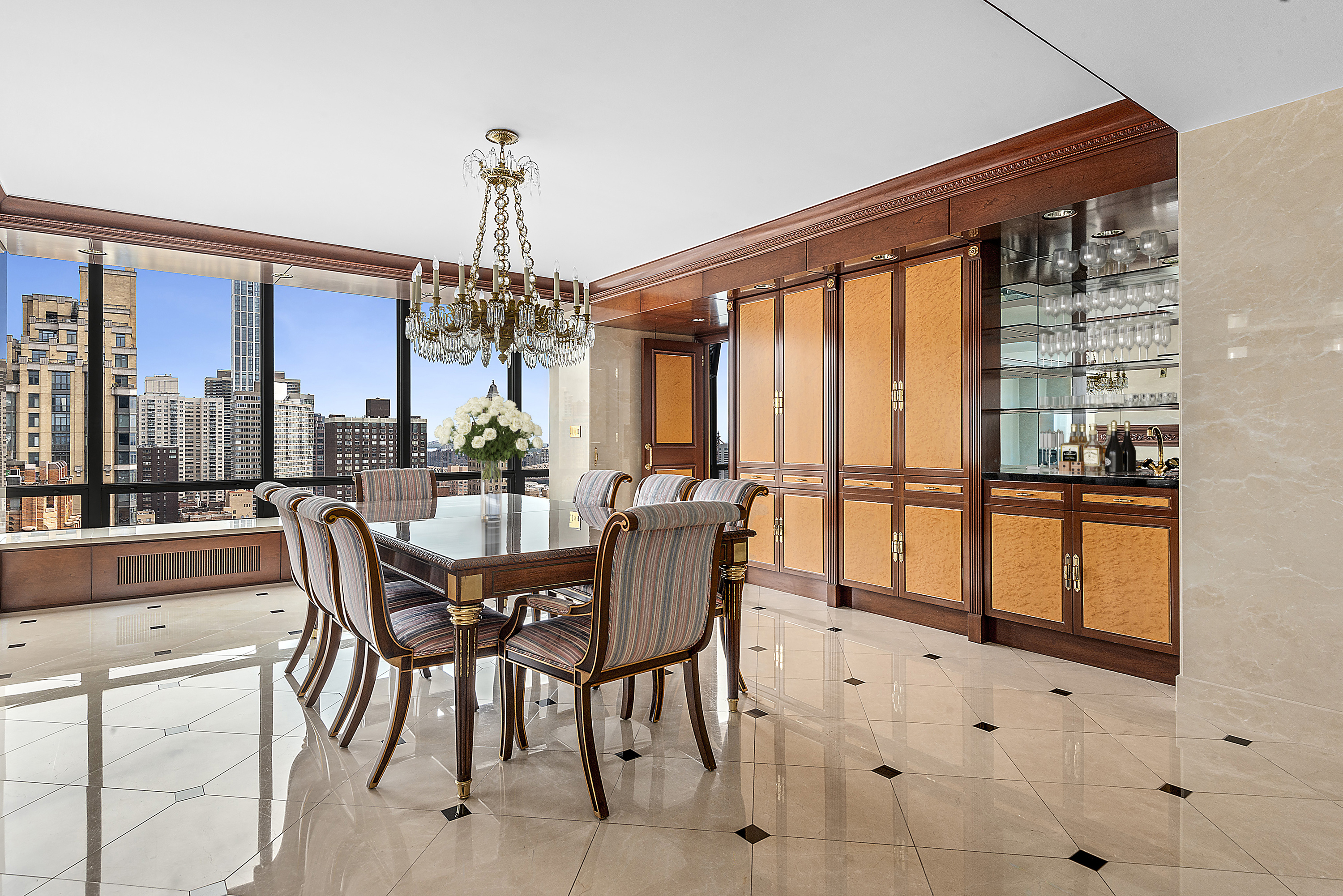 860 United Nations Plaza, Unit 31/32D Manhattan, NY 10017 - Photo 4 of 15