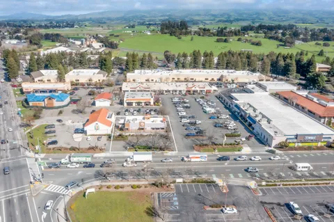 $2,490,000 | 5304 Old Redwood Highway North, Petaluma, CA 94954