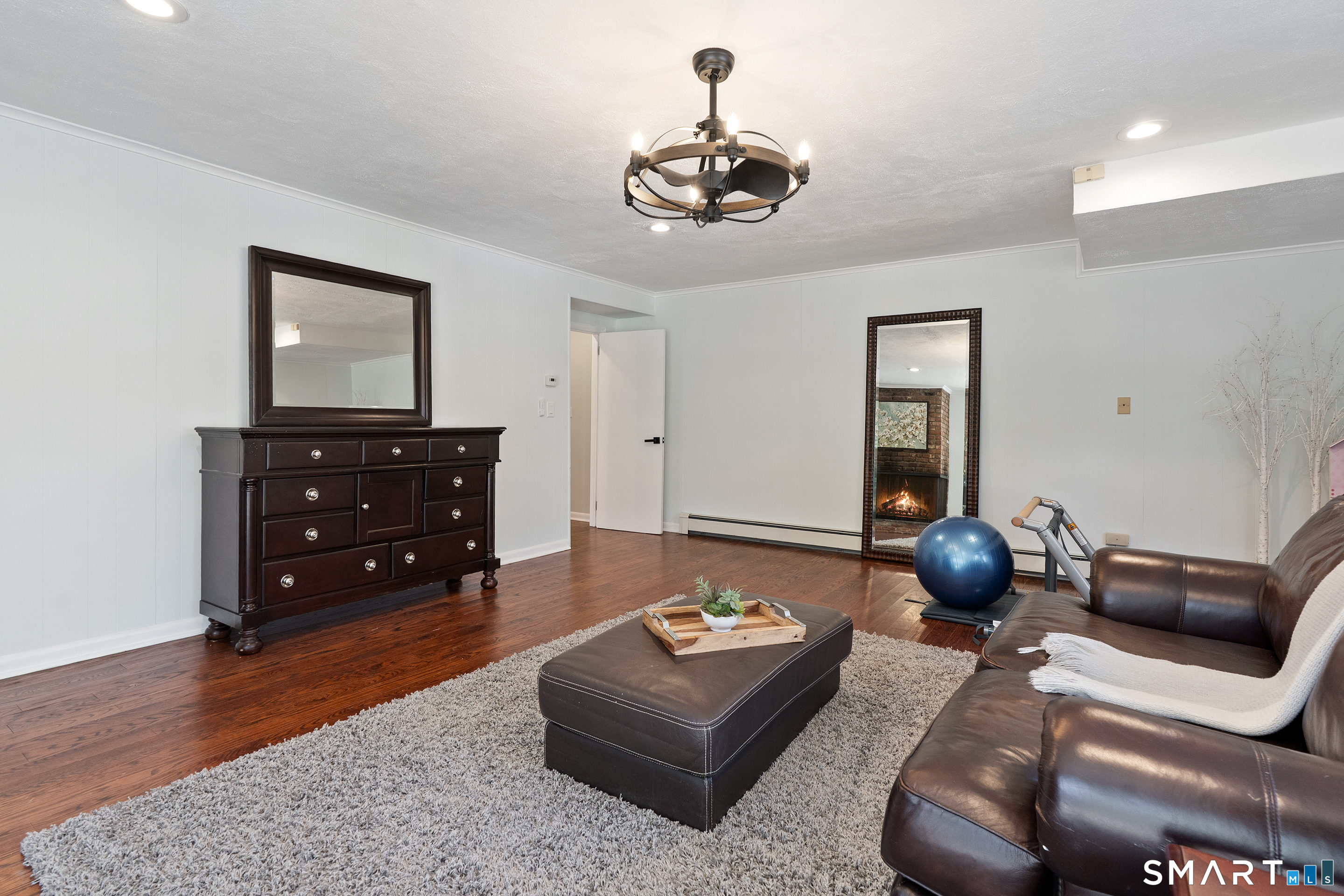 202 Fox Ridge Road Stamford, CT 06903 - Photo 25 of 40