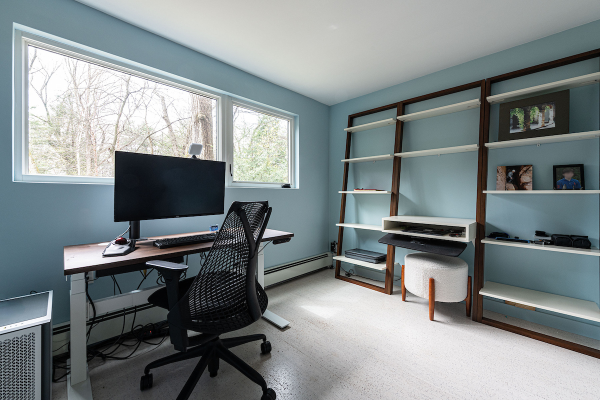 42 Peacock Farm Road Lexington, MA 02421 - Photo 23 of 26