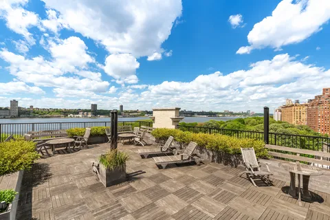 $2,800,000 | 67 Riverside Drive, Unit 2AD | Upper West Side