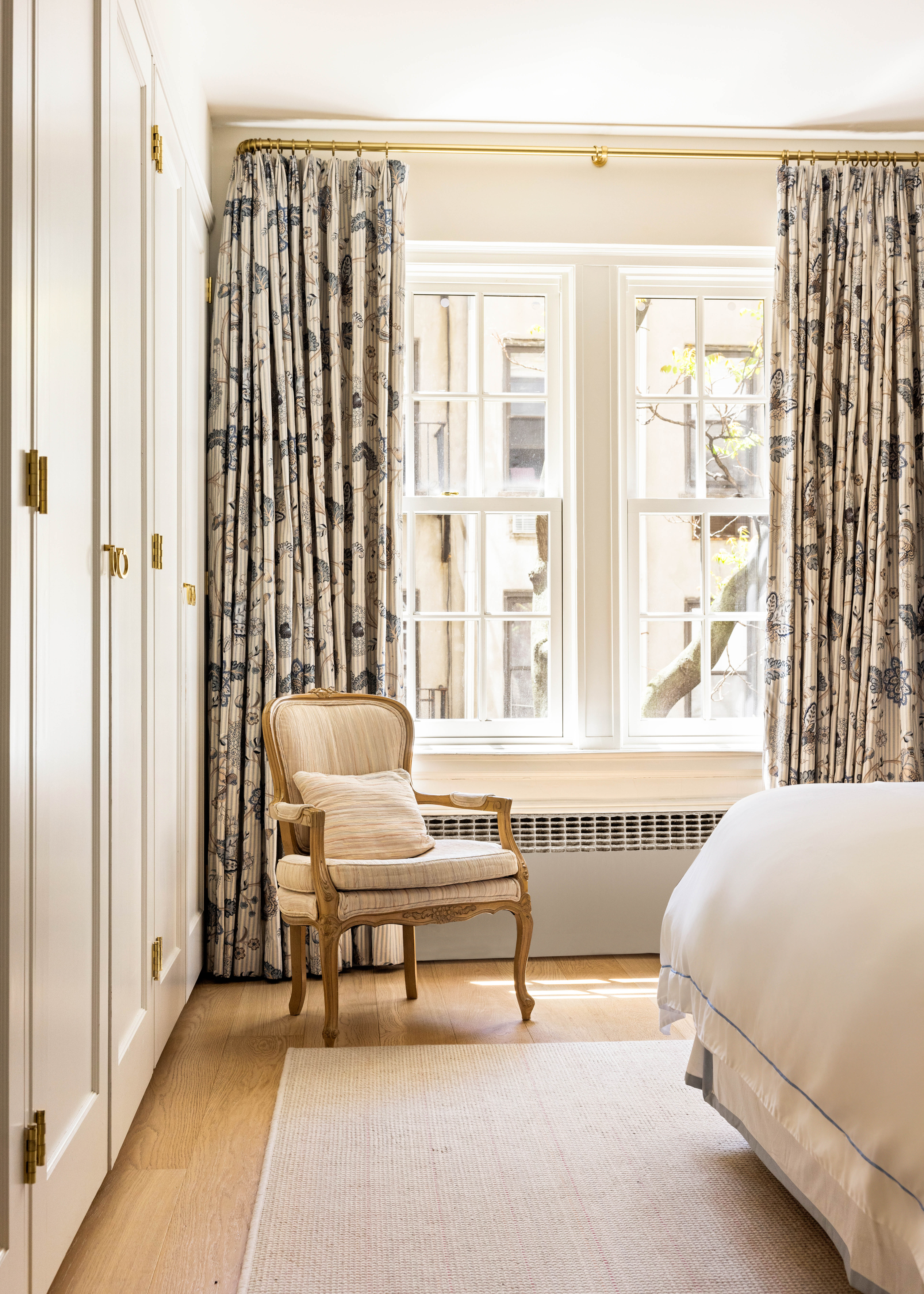 340 East 72nd Street, Unit 4-SOUTH Manhattan, NY 10021 - Photo 18 of 31