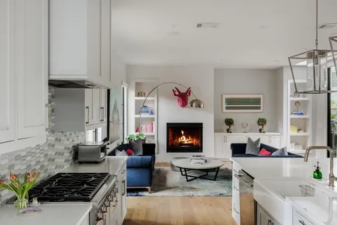 $2,795,000 | 2311 Westoak Drive, Austin, TX 78704