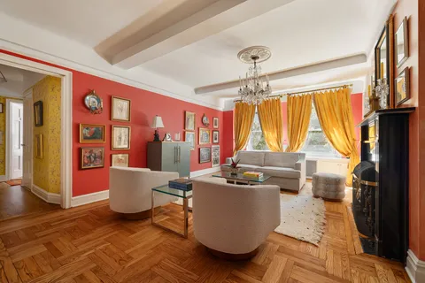 $1,875,000 | 163 East 81st Street, Unit 2B | Upper East Side