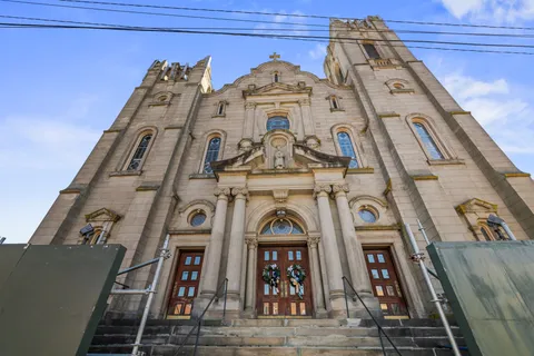 $300,000 | 21 State Street, Oil City, PA 16301