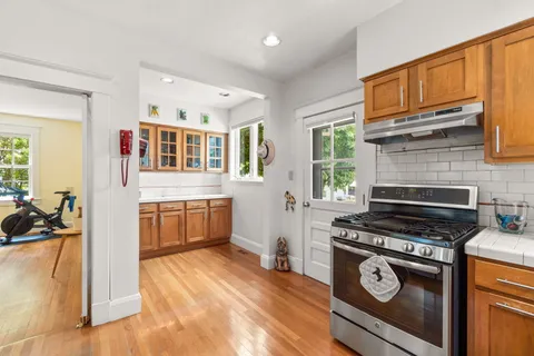 $625,000 | 322 St Dunstans Road, Baltimore, MD 21212