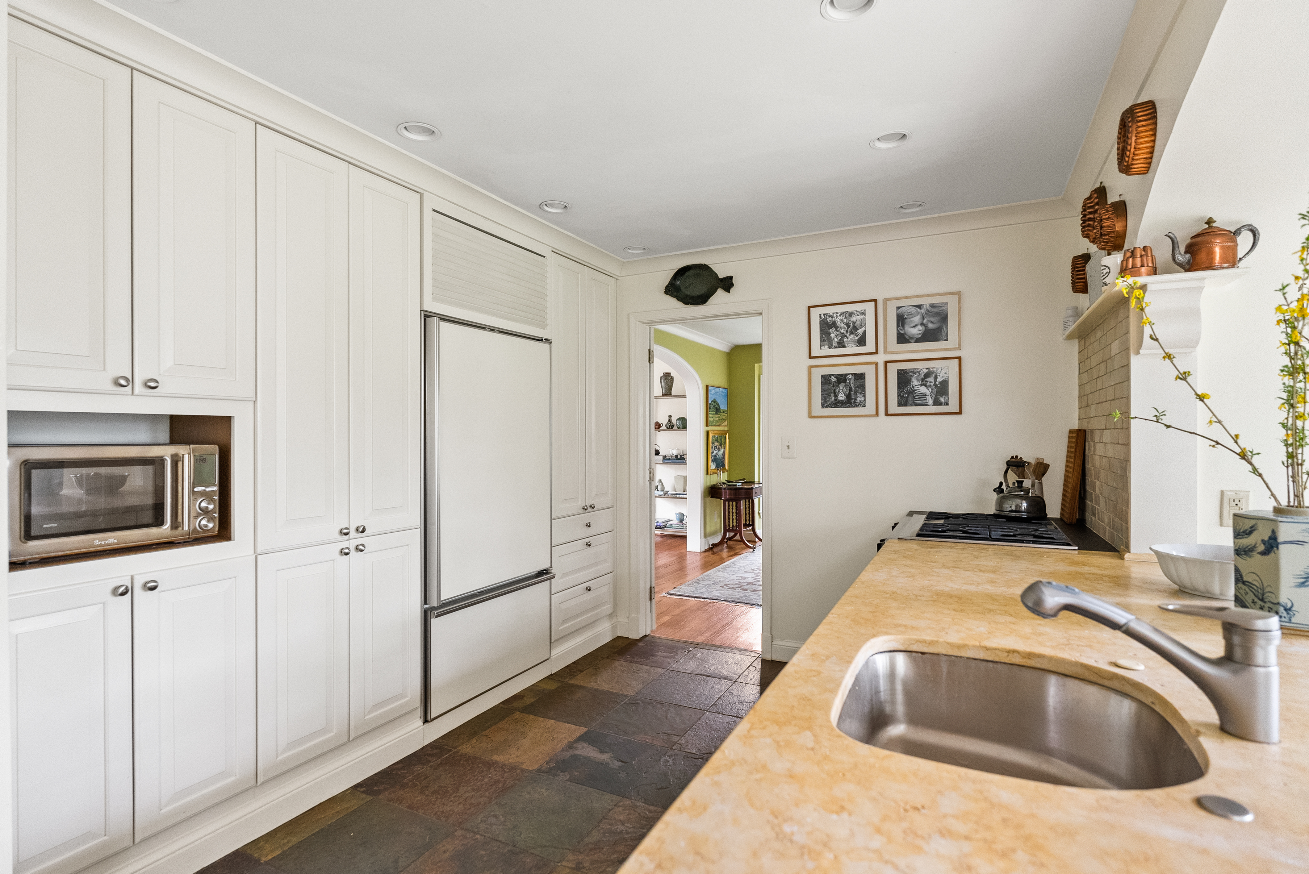 5202 Portsmouth Road Bethesda, MD 20816 - Photo 7 of 43