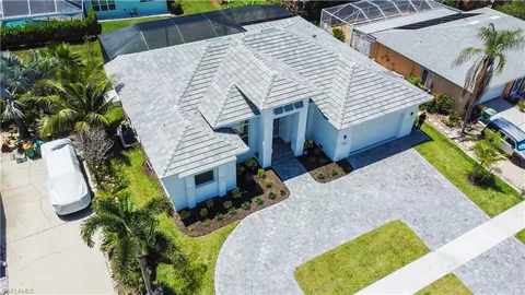 $1,580,000 | 554 North Barfield Drive, Marco Island, FL 34145
