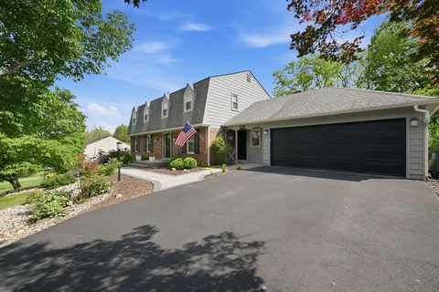 $1,050,000 | 4716 Hornbeam Drive, Rockville, MD 20853