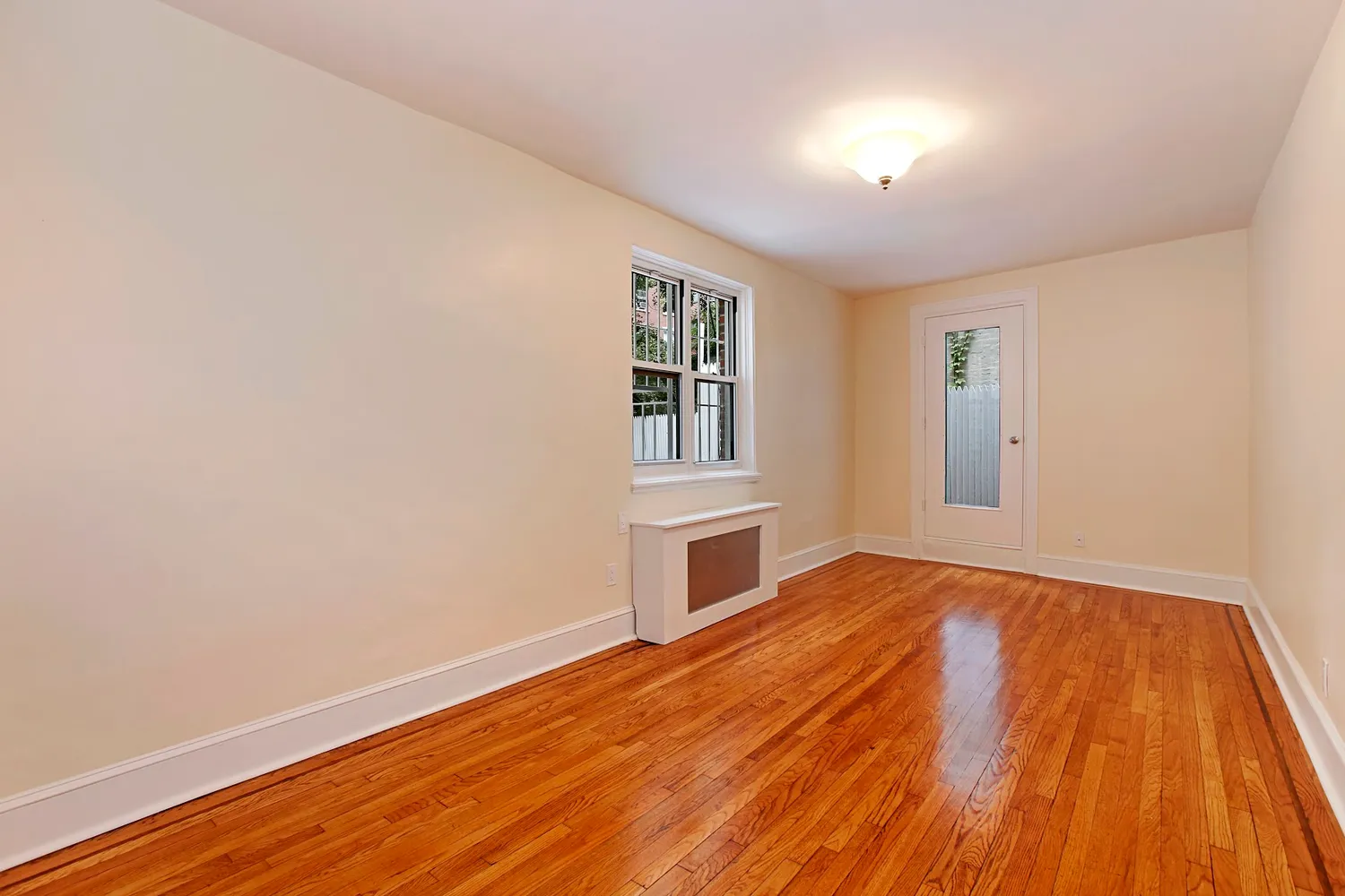 $10,000 | 53 Greenwich Avenue, Unit 1 | West Village