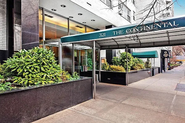 321 East 48th Street, Unit 5E Manhattan, NY 10017 - Photo 6 of 11