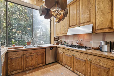 Contact Agent | Address Upon Request, Philadelphia, PA 19147