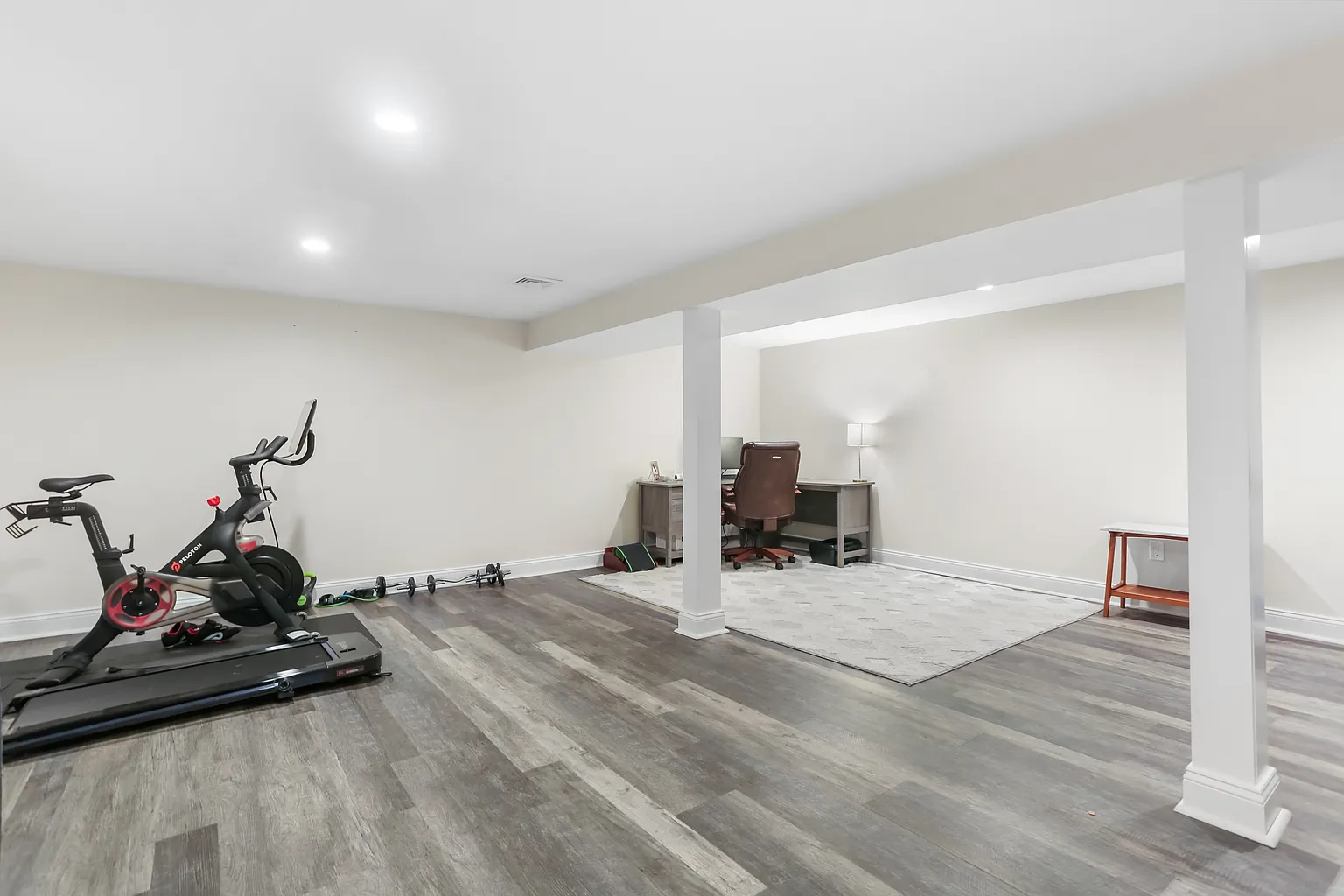 281 Wood House Road Fairfield, CT 06824 - Photo 21 of 28