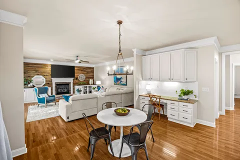 $899,900 | 16532 Flintrock Falls Lane, Charlotte, NC 28278