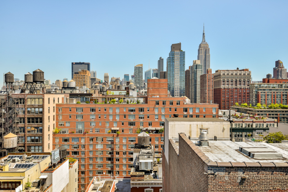 121 West 19th Street, Unit 10C Manhattan, NY 10011 - Photo 11 of 14 a picture of city view