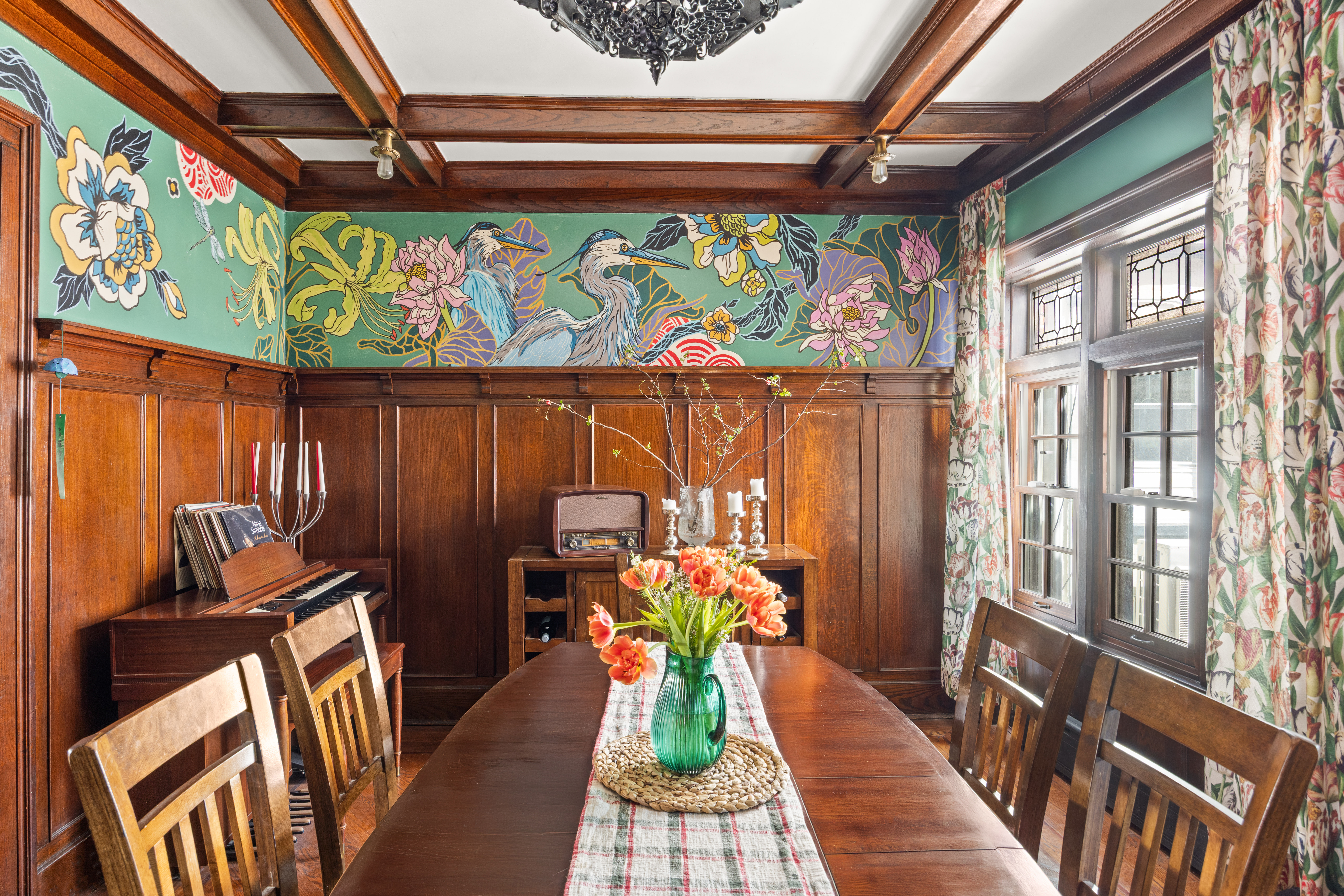 25 Chester Court Brooklyn, NY 11225 - Photo 7 of 17 a narrow alley with an outdoor seating