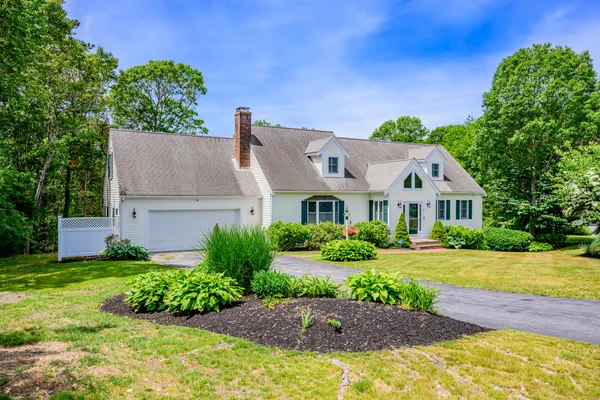 $1,200,000 | 29 Waterview Circle, Centerville, MA 02601
