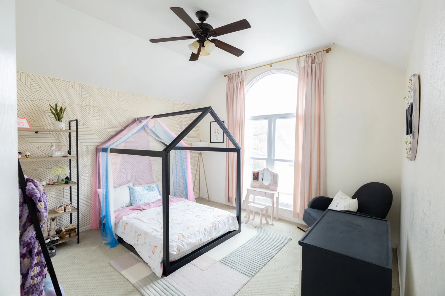 $425,000 | 1212 Ashbrook Drive, Grand Prairie, TX 75052