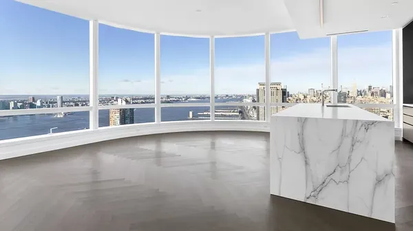 $35,000 | 111 Murray Street, Unit 43W | TriBeCa
