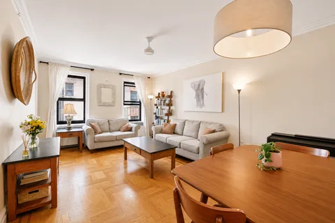 $725,000 | 350 Cabrini Boulevard, Unit 3E | Hudson Heights